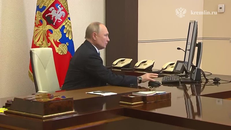 Владимир Путин проголосовал онлайн на выборах Президента России